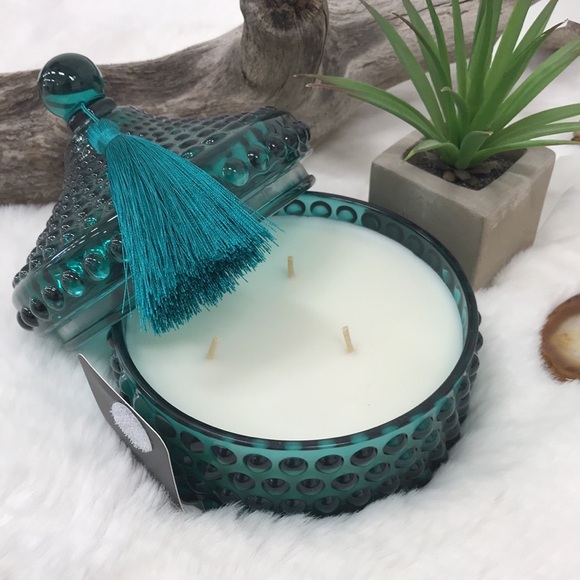 House of Harlow 1960 Ocean Jasper Soy Blend 3 Wick Candle 14oz with tassels - Picture 5 of 5